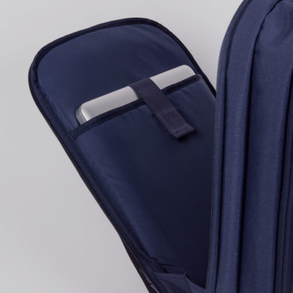 Commuter backpack with laptop compartment
