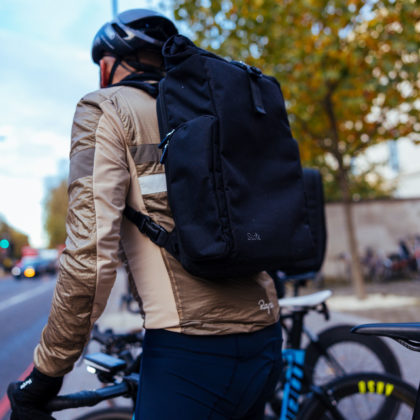 Stolt commuting rucksack for cyclists and runners