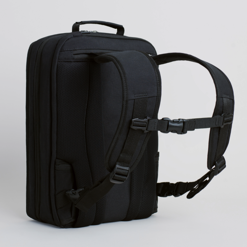 Stolt Podium black commuter backpack for runners and cyclists